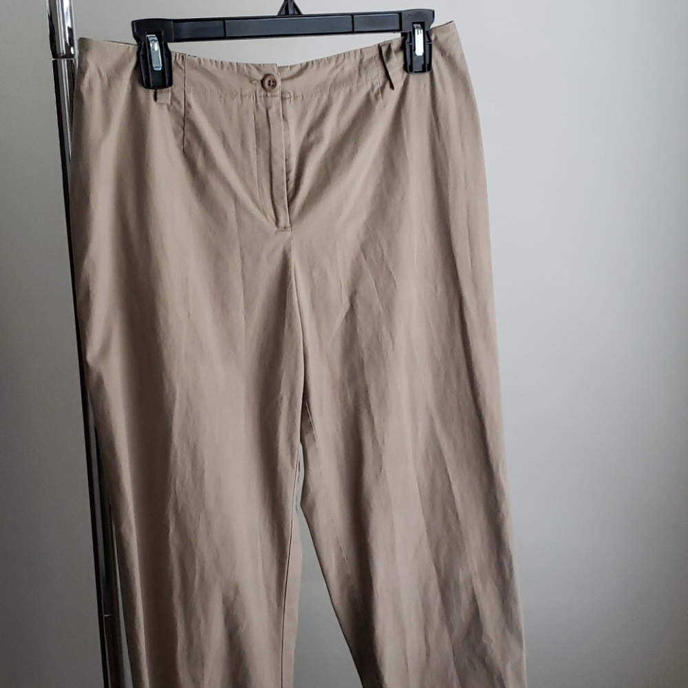 Lightweight khaki pants